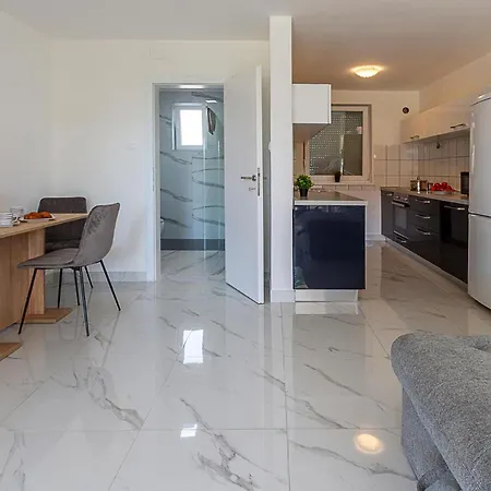 Holiday home Amazing In With Wifi *