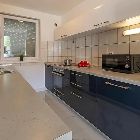 Amazing In With Wifi Holiday home Rosini