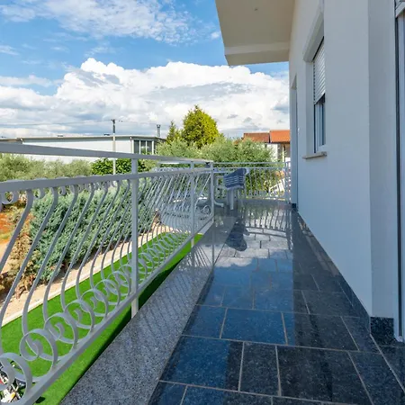 Holiday home Amazing In With Wifi *