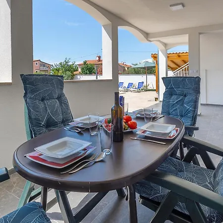 Holiday home Amazing In With Wifi *