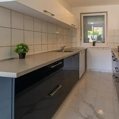 Amazing In With Wifi Holiday home